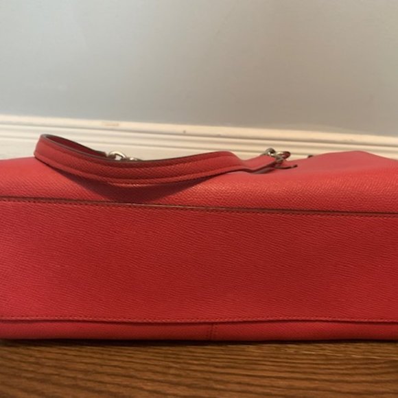 COACH HANDBAG - SLING BAG- MESSENGER BAG LEATHER - Picture 5 of 5